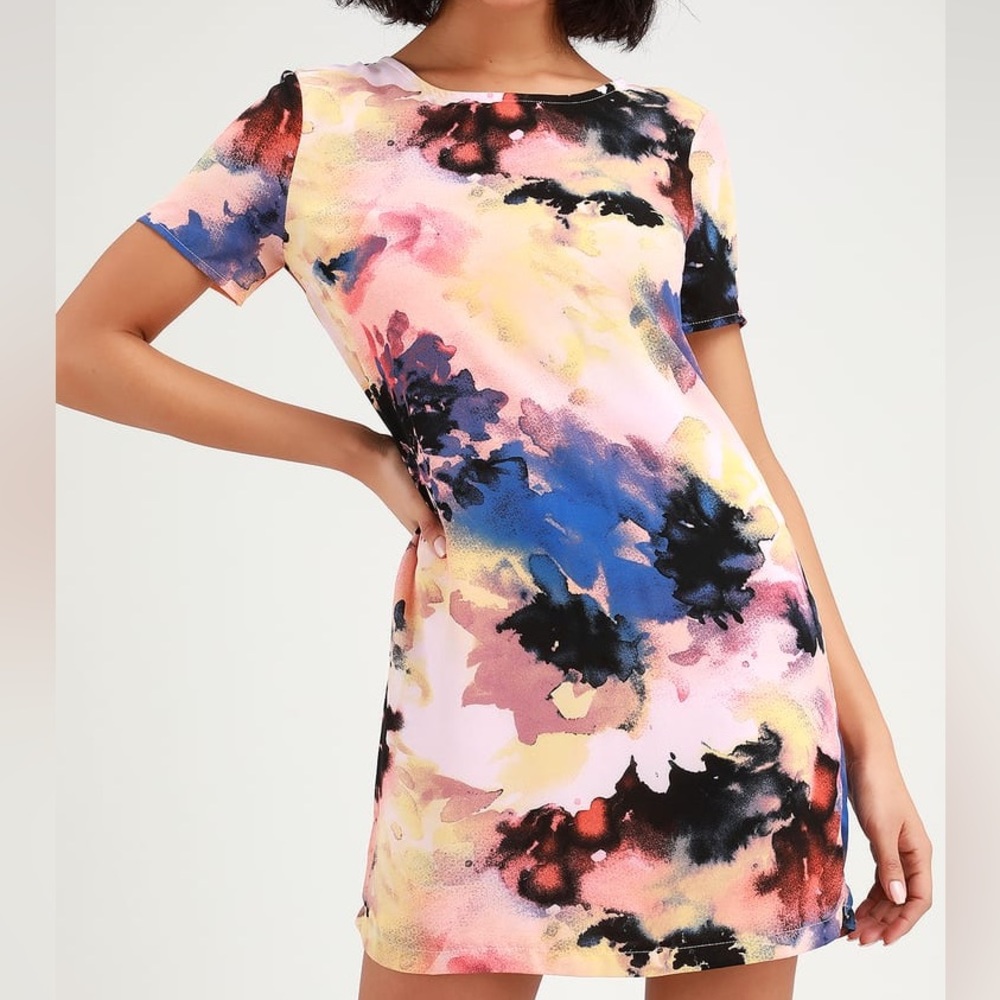 Lulu’s Camaraderie Blush Print Watercolor Shift Dress